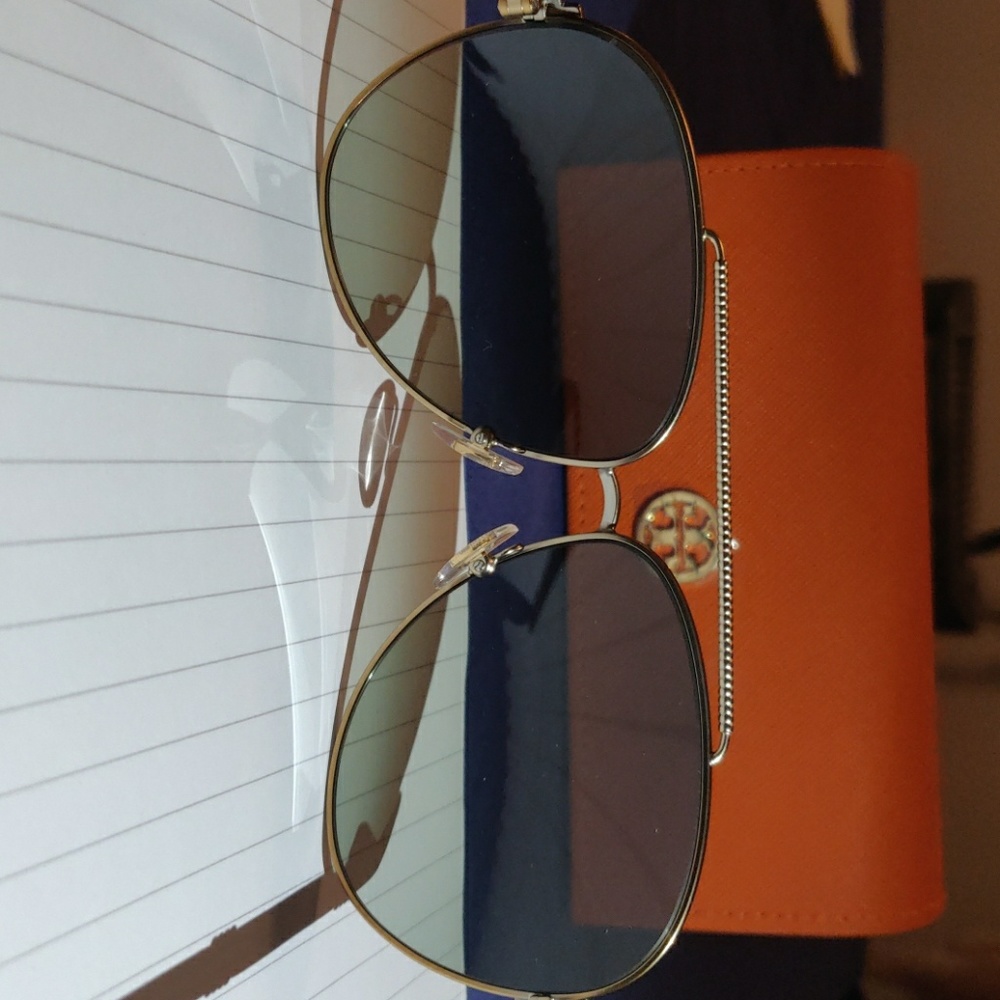 Tory Burch - Sunglasses